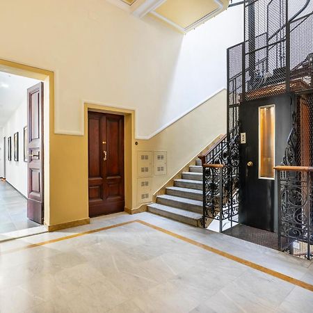 San Marco White Appartamento Luxury Con Garage Su Richiesta Флоренция Екстериор снимка